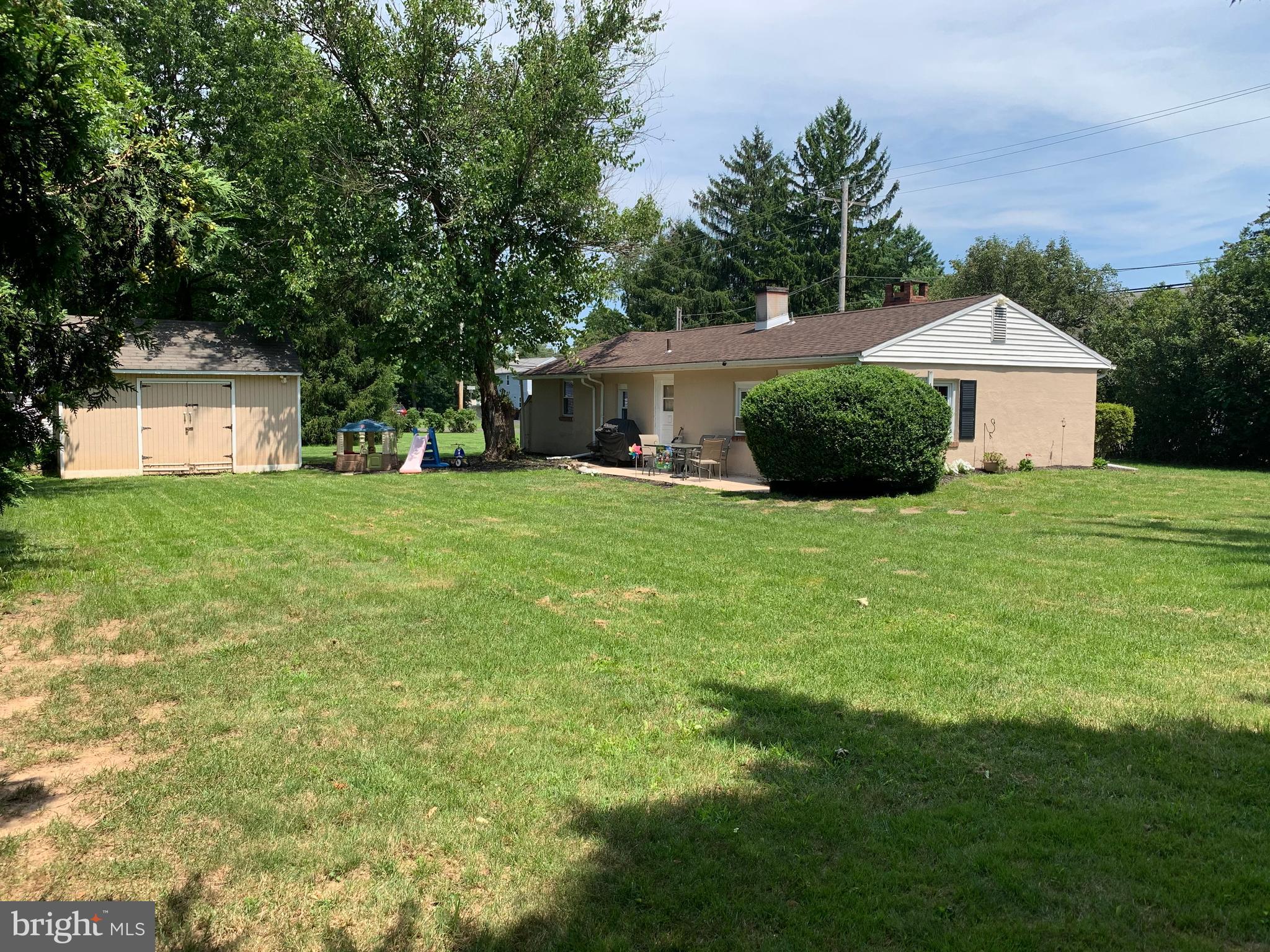 200 New Road Horsham, PA 19044 - Photo 3 of 18 Home and shed