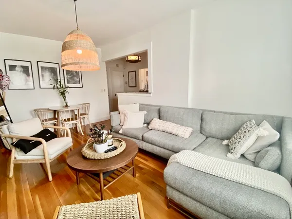 $1,800 | 22 Atlantic Street, Unit 9, Lynn, MA 01902