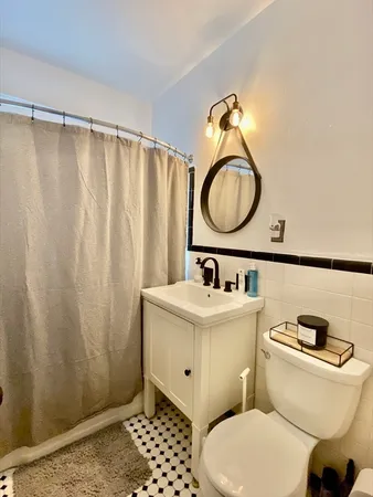 $1,800 | 22 Atlantic Street, Unit 9, Lynn, MA 01902