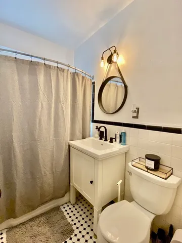 $1,800 | 22 Atlantic Street, Unit 9, Lynn, MA 01902