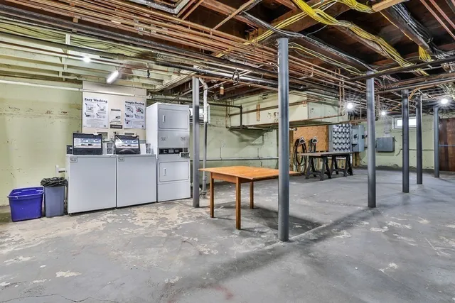 $1,800 | 22 Atlantic Street, Unit 9, Lynn, MA 01902