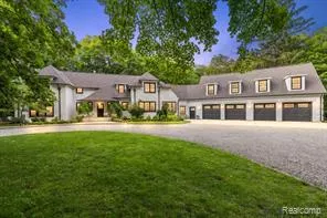 $2,100,000 | 31505 Kennoway Court, Beverly Hills, MI 48025