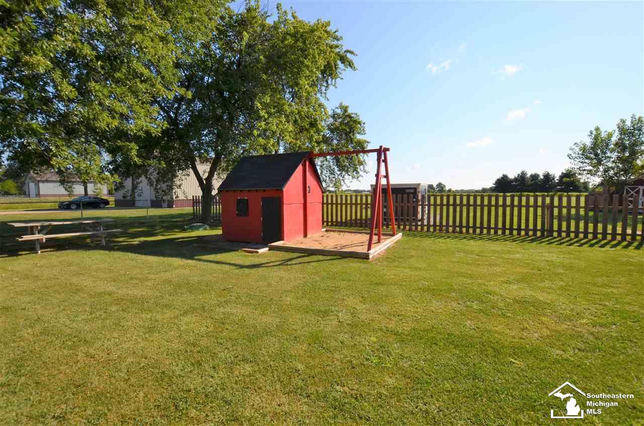 8286 Crabb Road Temperance, MI 48182 - Photo 28 of 33
