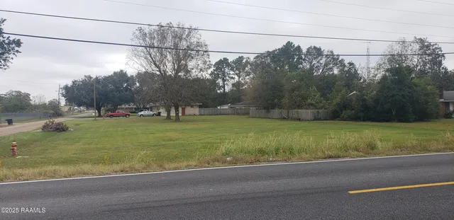 $15,000 | 205 Perry Drive, Abbeville, LA 70510