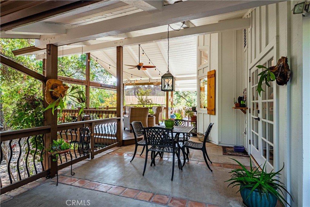 2490 Heyneman Hollow Fallbrook, CA 92028 - Photo 13 of 74