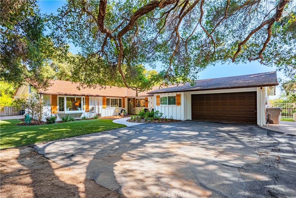 2490 Heyneman Hollow Fallbrook, CA 92028 - Photo 21 of 74