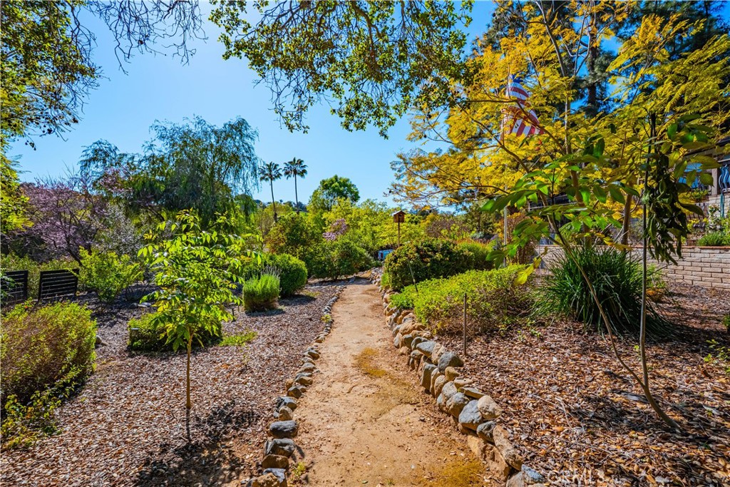 2490 Heyneman Hollow Fallbrook, CA 92028 - Photo 3 of 74