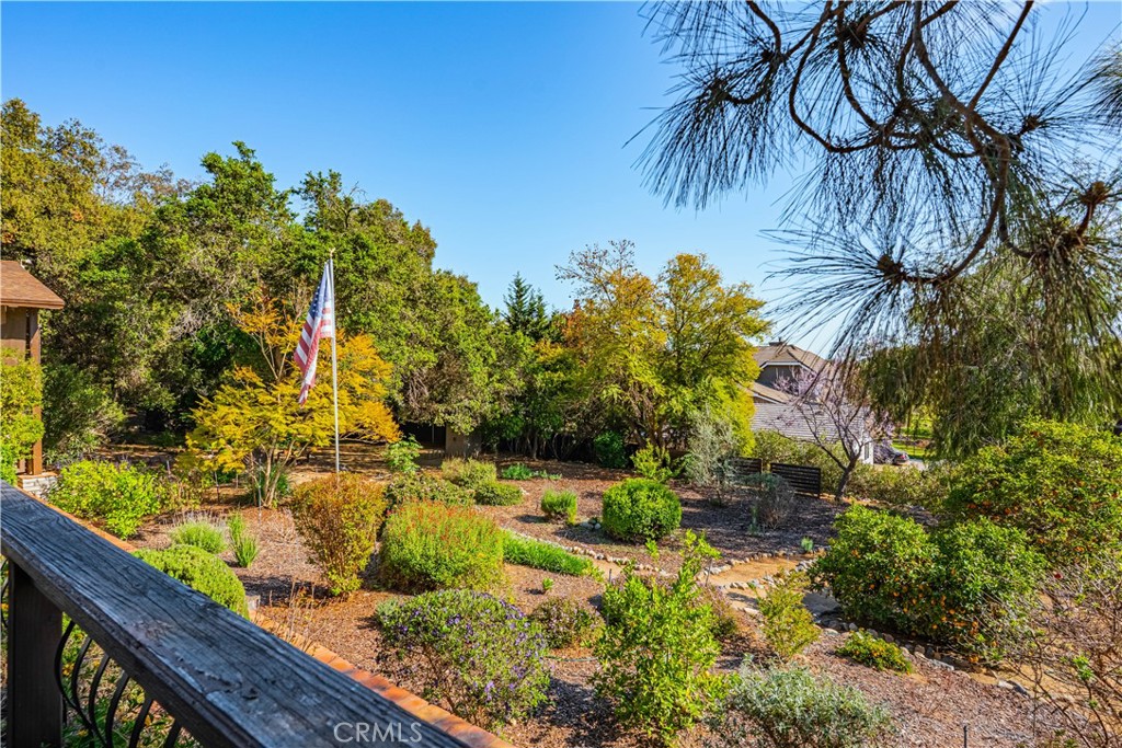 2490 Heyneman Hollow Fallbrook, CA 92028 - Photo 4 of 74