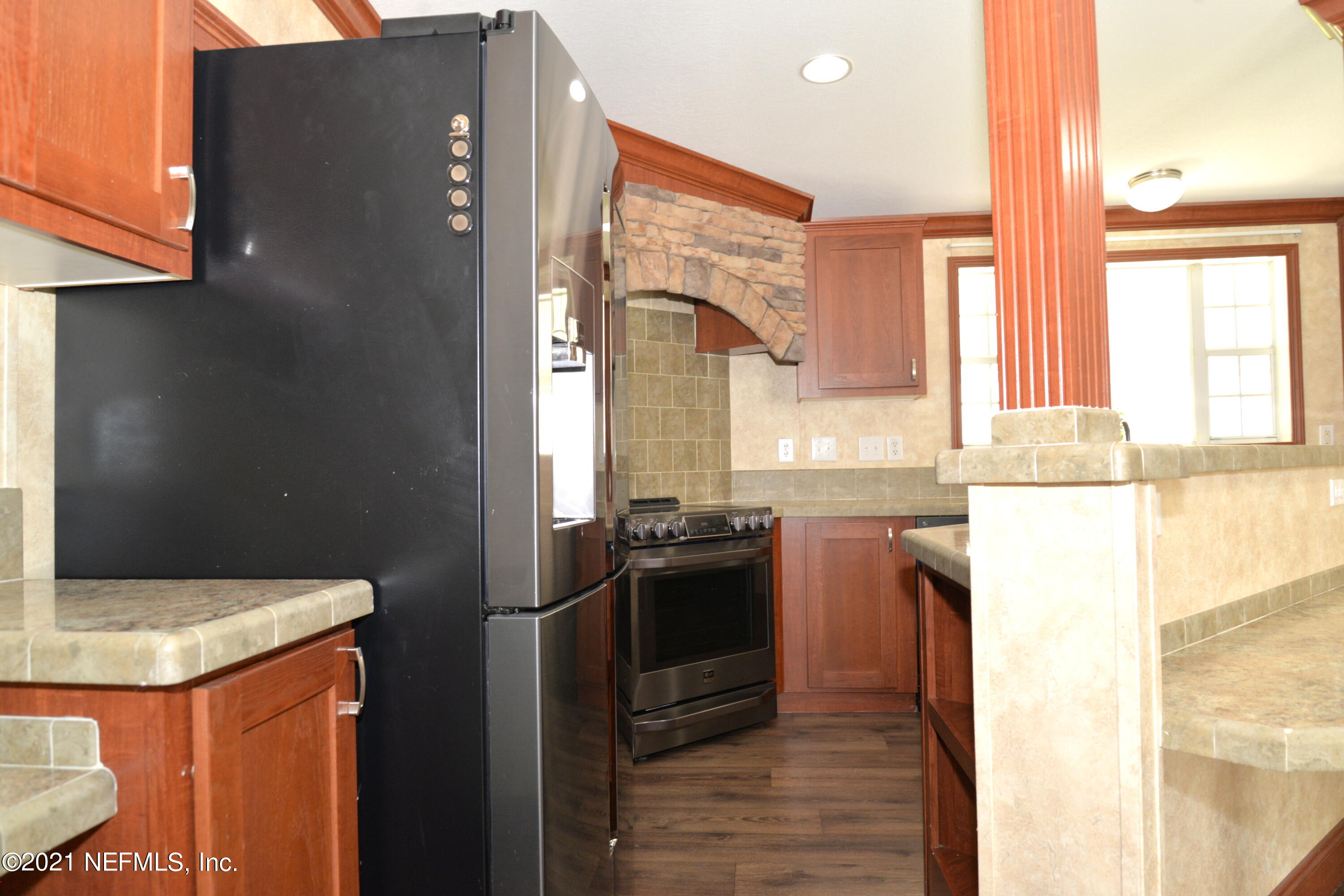 11425 Wingate Road North Jacksonville, FL 32218 - Photo 8 of 37 KITCHEN