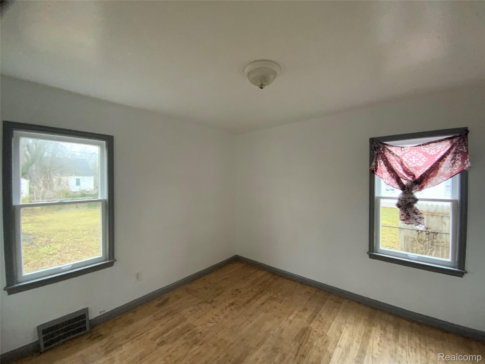 9104 Burt Road Detroit, MI 48228 - Photo 17 of 26 Photo Nov 25, 11 26 14 AM.jpg