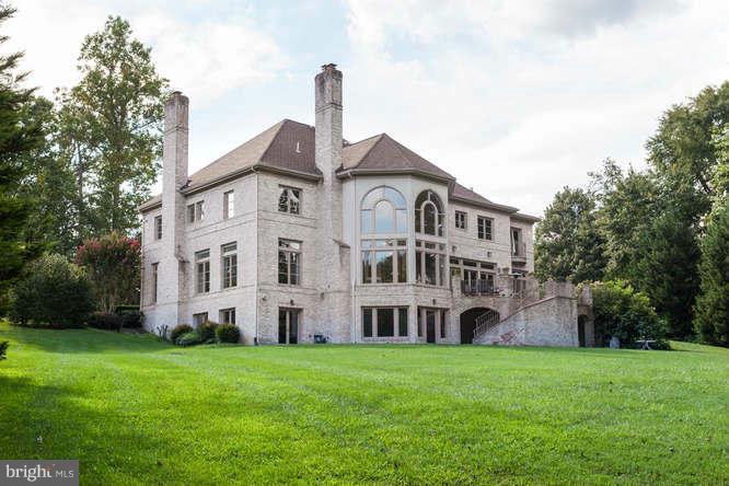1193 Windrock Drive McLean, VA 22102 - Photo 29 of 30 a view of a house with a yard