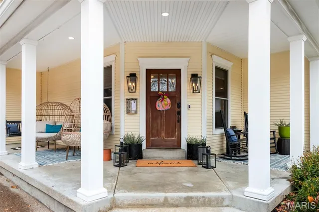 $785,000 | 719 Yale Avenue, Webster Groves, MO 63119