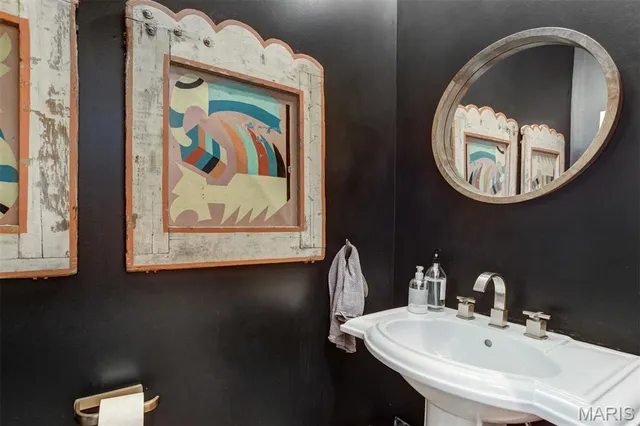 $785,000 | 719 Yale Avenue, Webster Groves, MO 63119