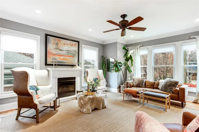 $785,000 | 719 Yale Avenue, Webster Groves, MO 63119