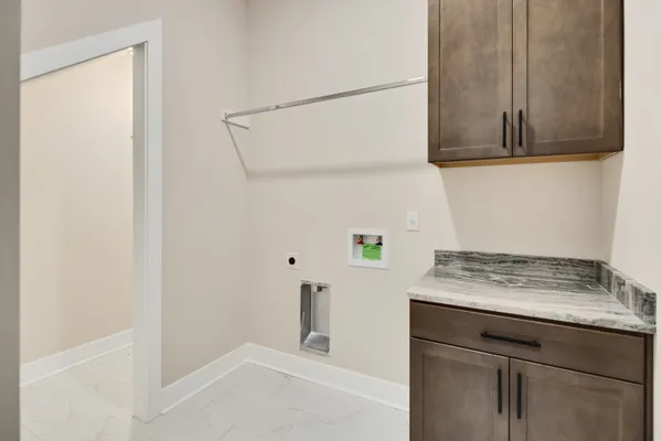 $3,300 | 5056 Jon Oak Drive, Arlington, TN 38002