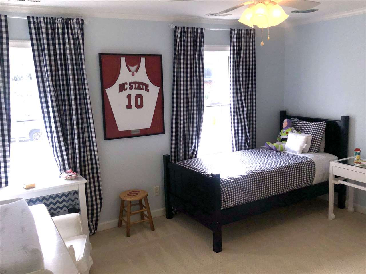 601 Compton Road Raleigh, NC 27609 - Photo 12 of 17 Photo 12