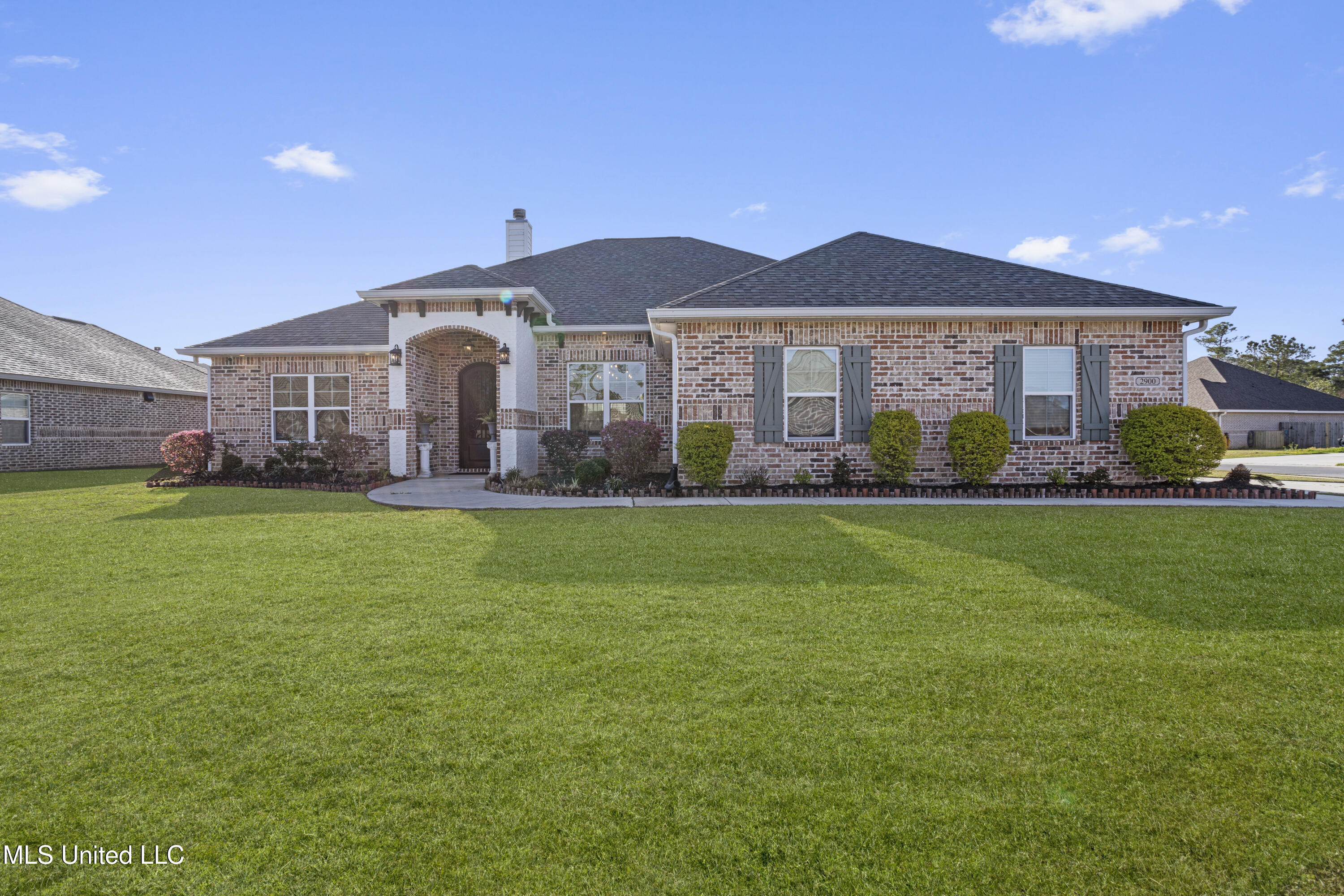 2900 Harder Road Ocean Springs, MS 39564 - Photo 5 of 53 005