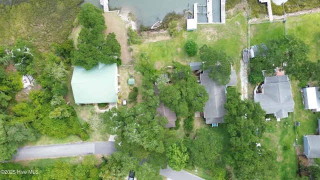 $724,000 | 107 Lennoxville Point Road, Beaufort, NC 28516