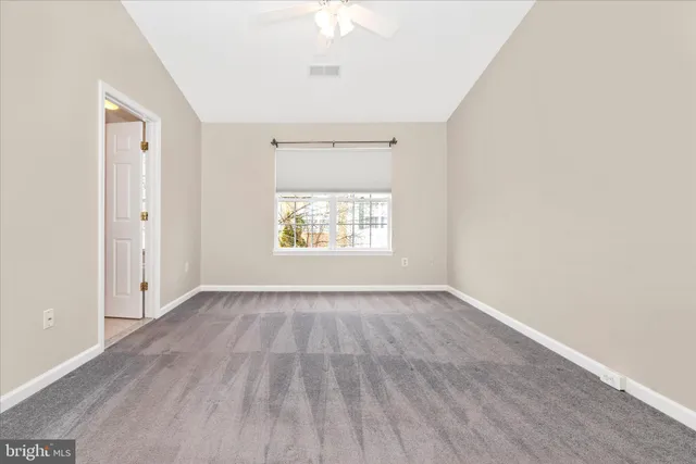 an empty room with a empty space