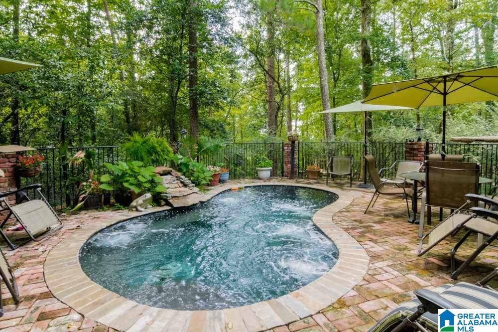 2525 Shades Crest Road Birmingham, AL 35216 - Photo 45 of 47