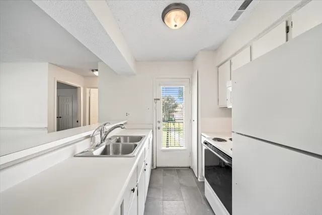 $139,000 | 6784 Quail Hollow Court, Unit 2, Memphis, TN 38120