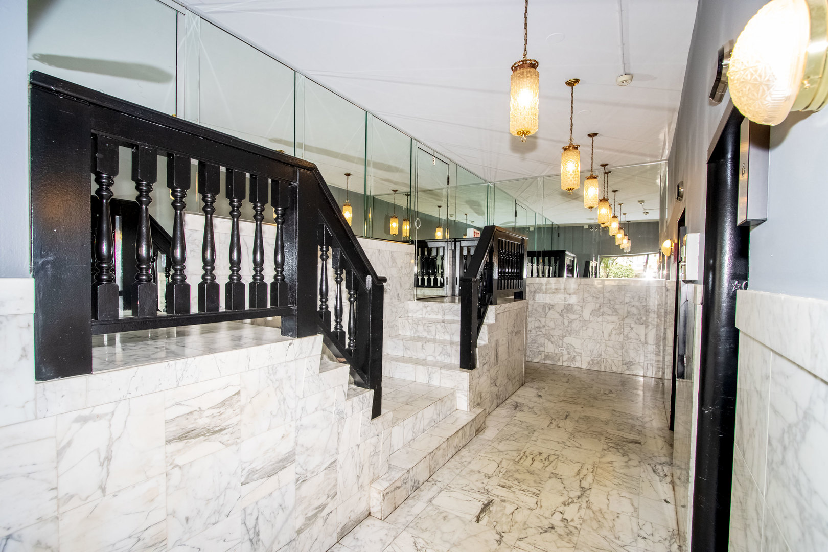 5740 North Sheridan Road, Unit 9D Chicago, IL 60660 - Photo 11 of 35 Gallery Image 11