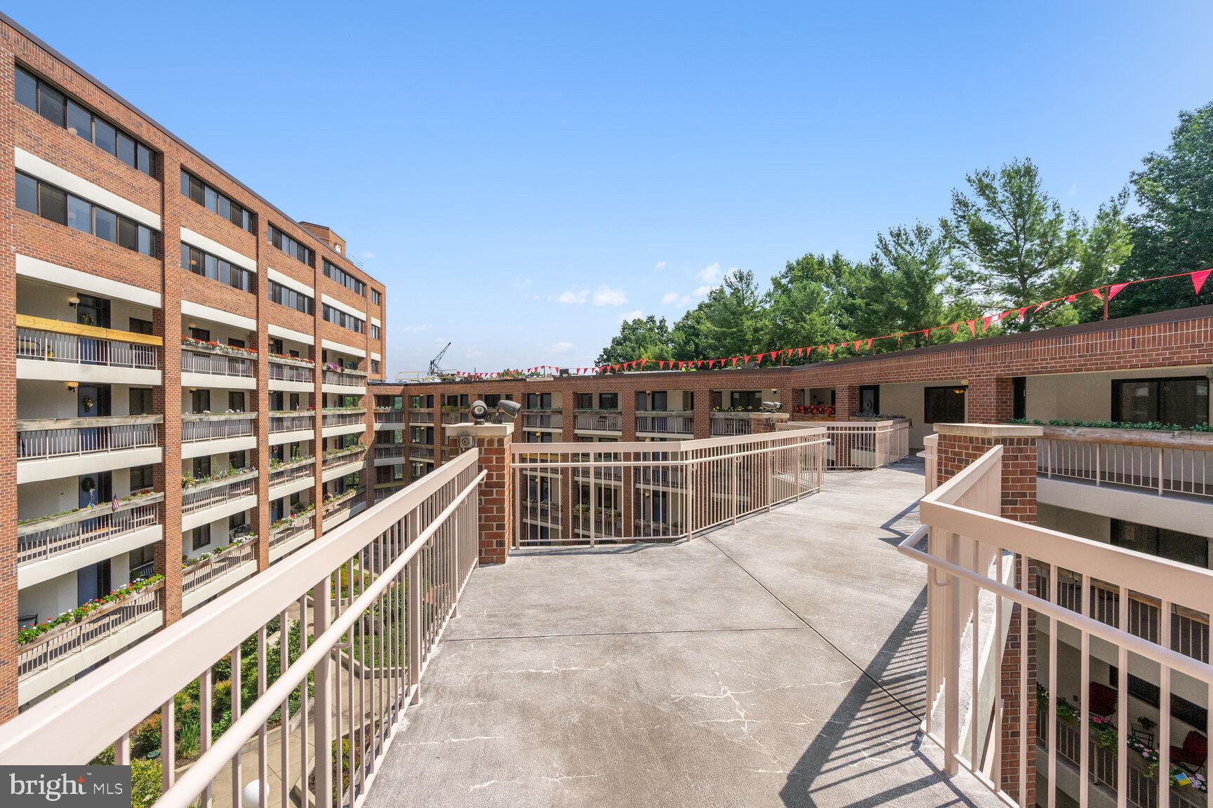 1951 Sagewood Lane, Unit 10 Reston, VA 20191 - Photo 6 of 27 Gallery Image 6