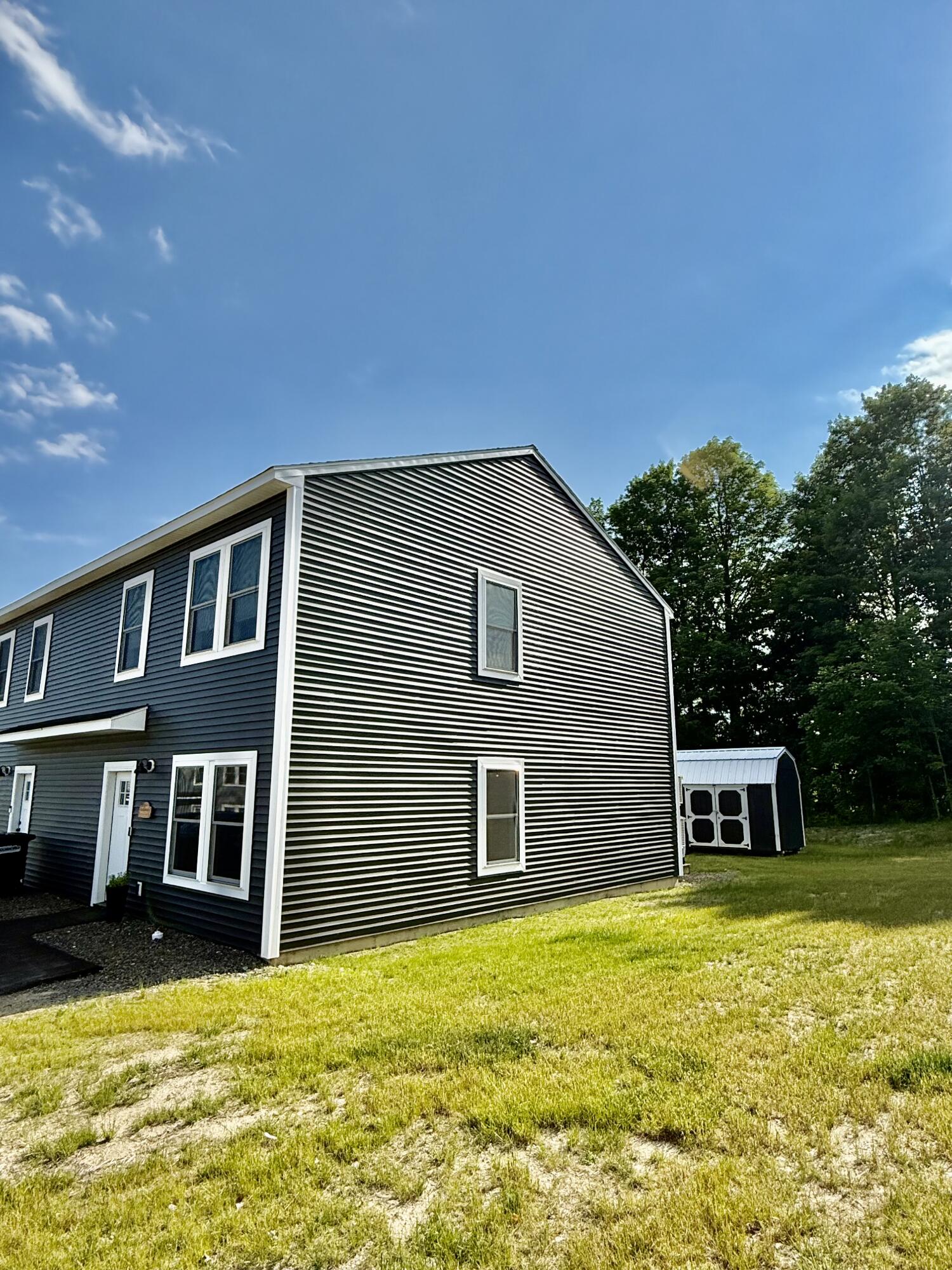 69 Wildwood Drive, Unit 69 Bangor, ME 04401 - Photo 2 of 21 IMG_3107