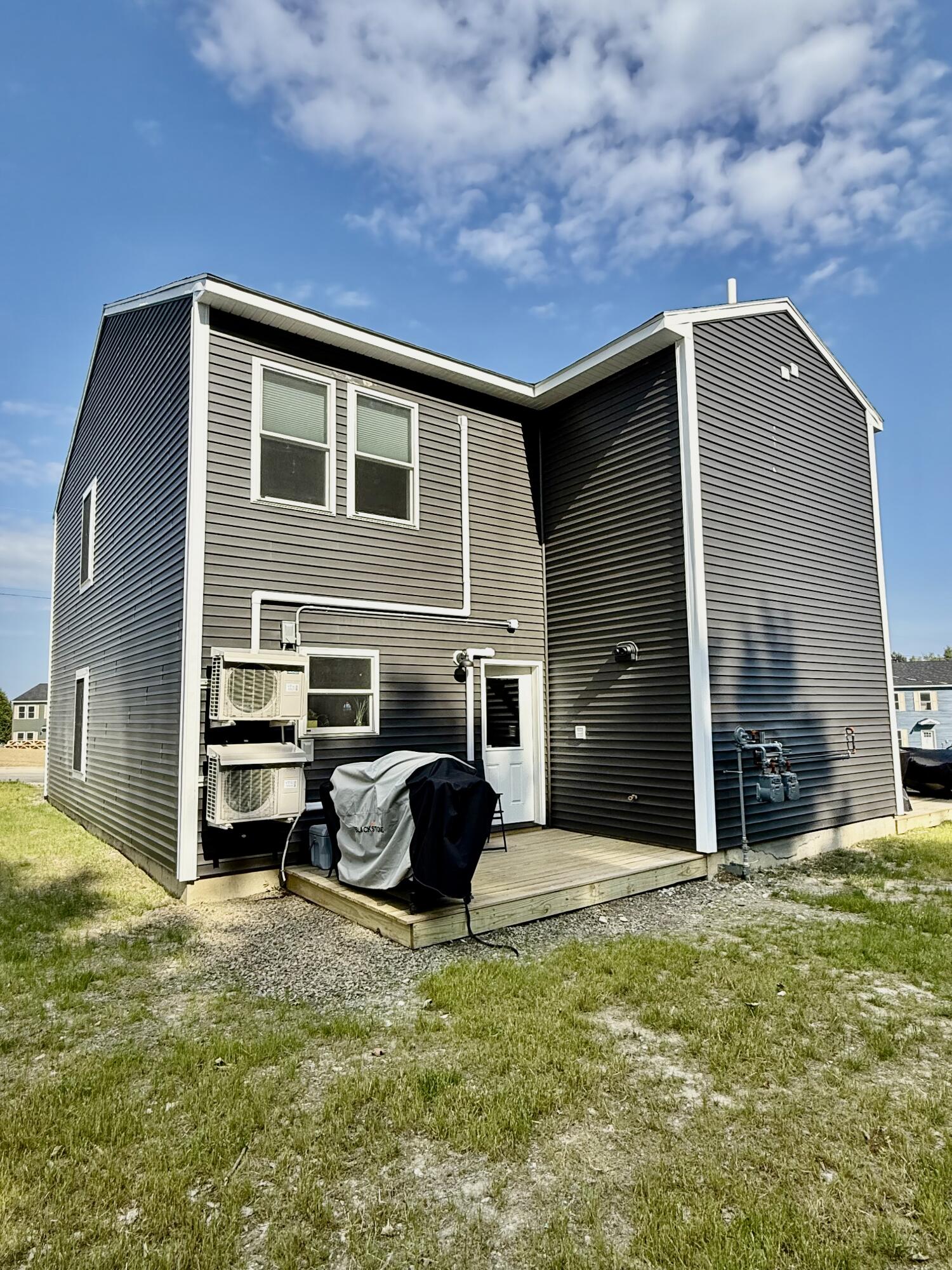 69 Wildwood Drive, Unit 69 Bangor, ME 04401 - Photo 3 of 21 IMG_3108