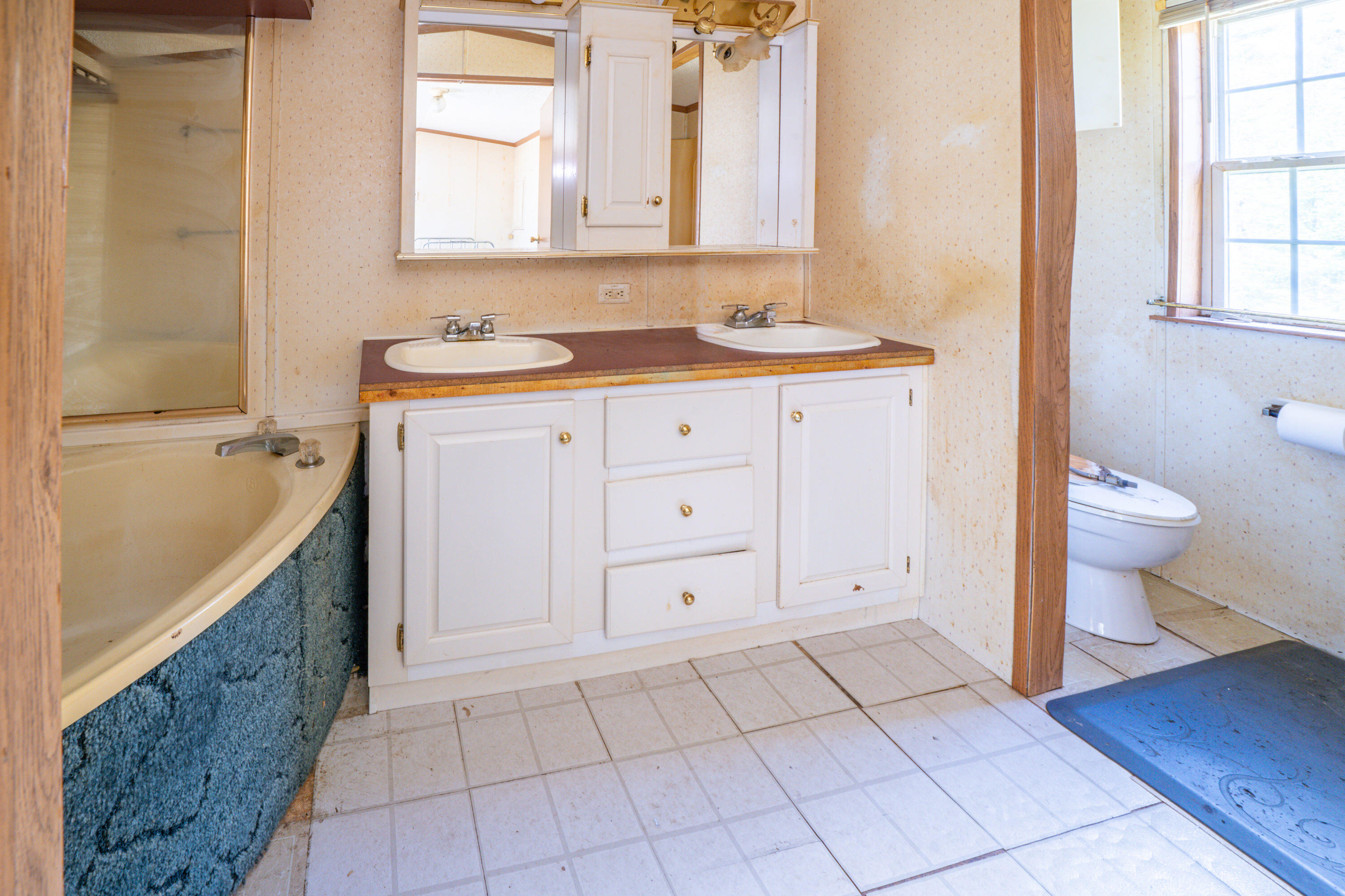 198 New England Road Searsmont, ME 04973 - Photo 16 of 30