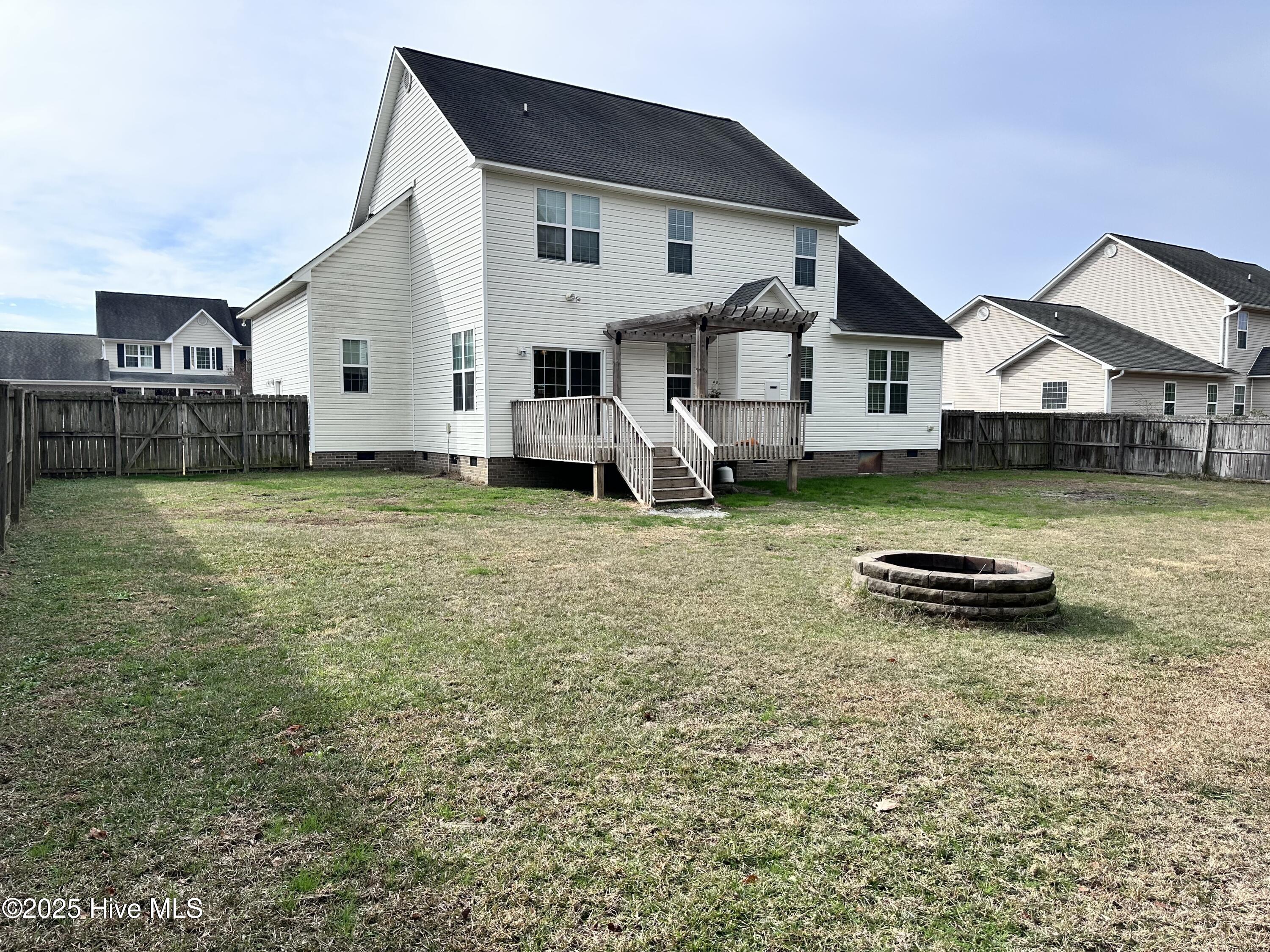 114 Hills Lorough Loop Jacksonville, NC 28546 - Photo 32 of 32 IMG_5480