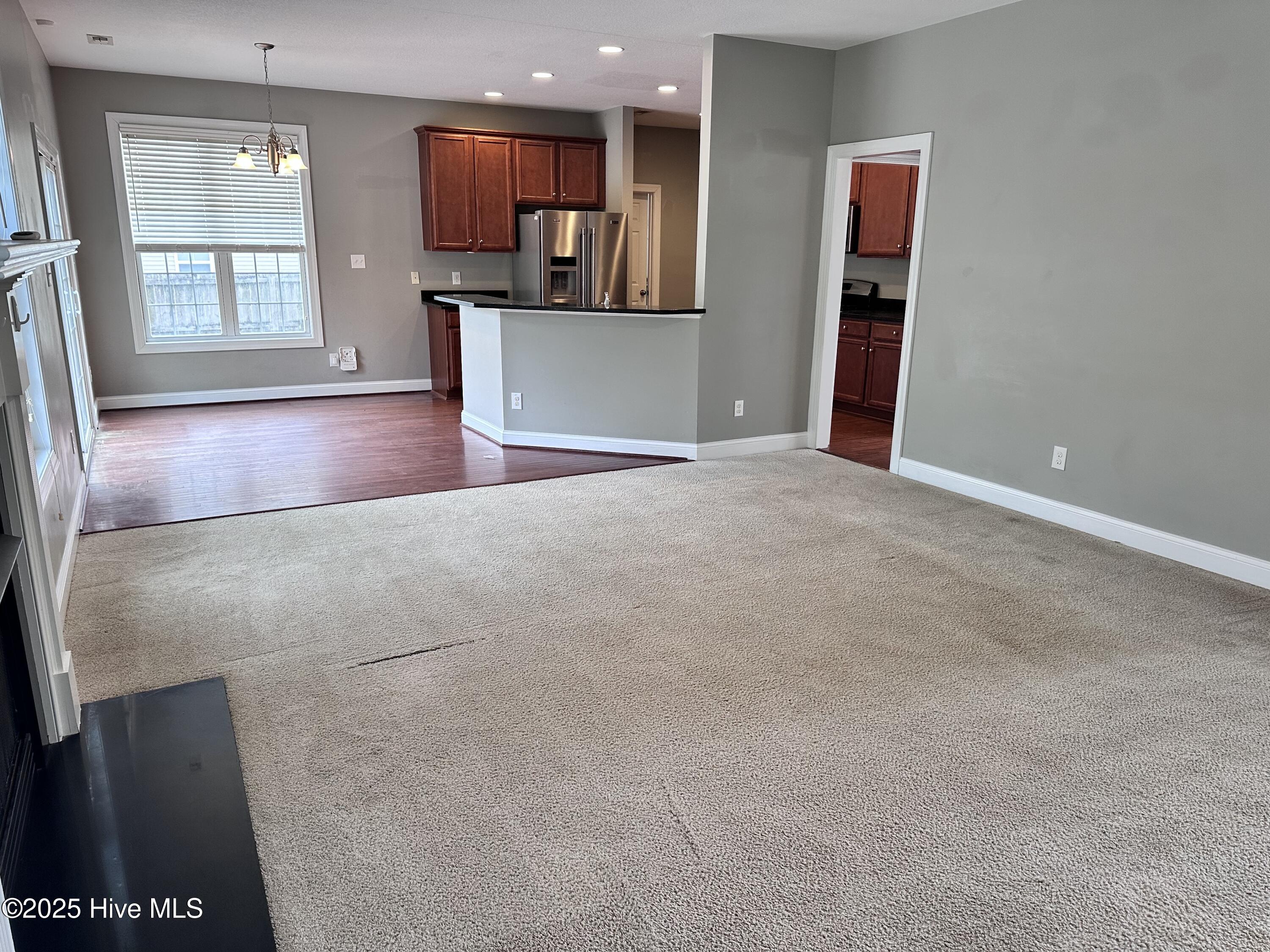 114 Hills Lorough Loop Jacksonville, NC 28546 - Photo 4 of 32 IMG_5458