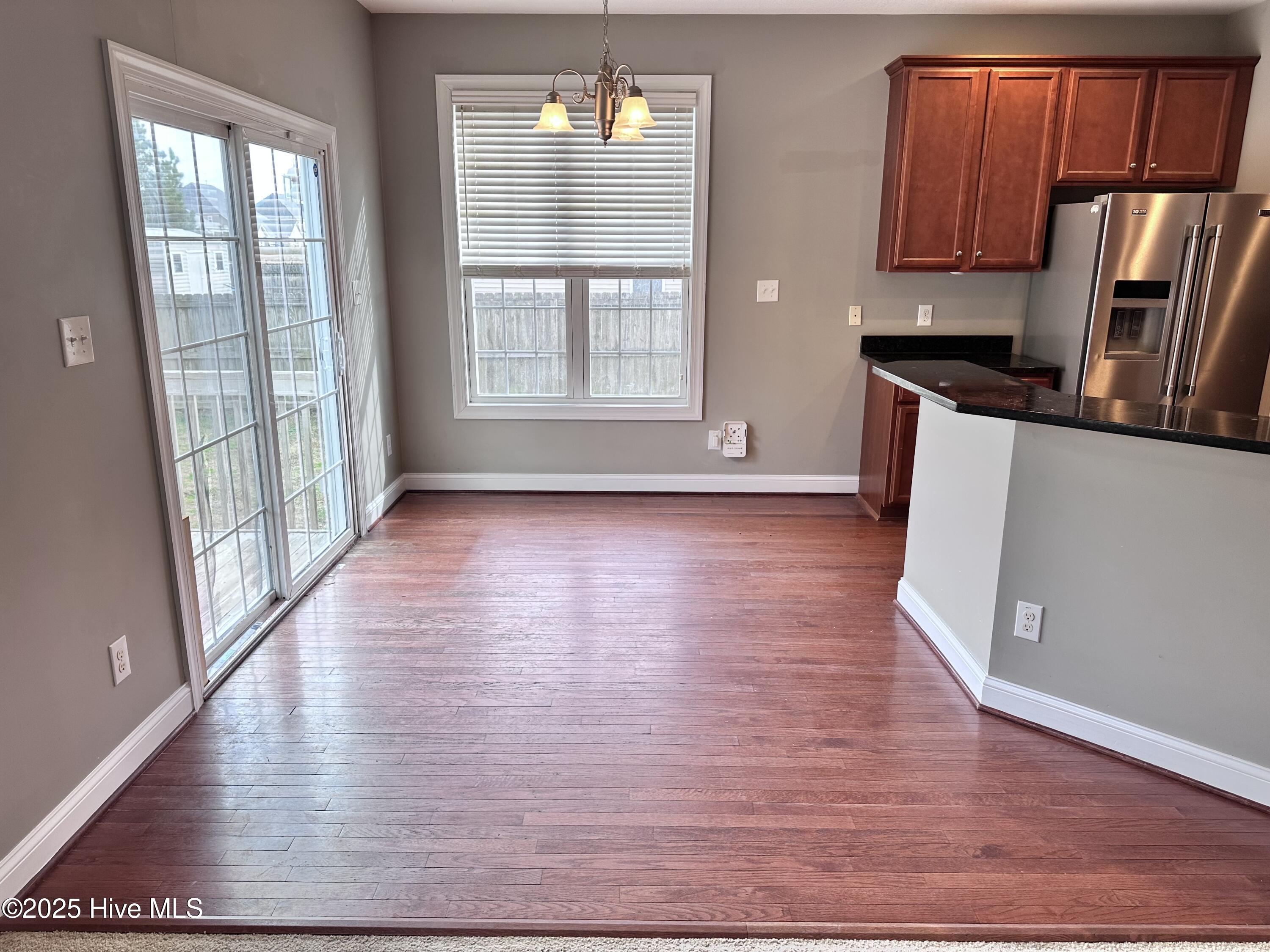 114 Hills Lorough Loop Jacksonville, NC 28546 - Photo 5 of 32 IMG_5460