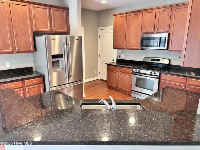 $2,450 | 114 Hills Lorough Loop, Jacksonville, NC 28546