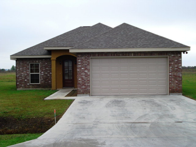 2206 Parish Road Thibodaux, LA 70301 - Photo 1 of 1 Gallery Image 1