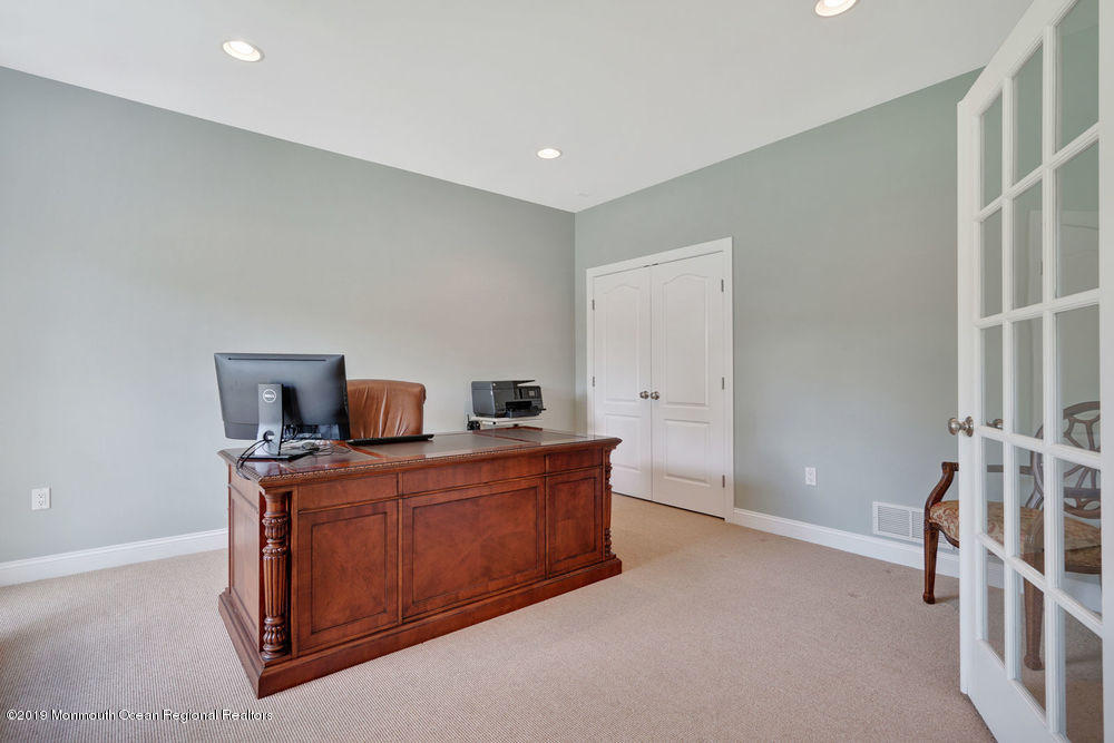182 Stone Hill Road Colts Neck, NJ 07722 - Photo 11 of 55 066_dsc04525-dsc04529