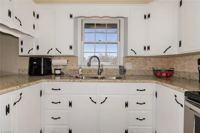 $275,000 | 585 Green Acres Road, Millers Creek, NC 28651