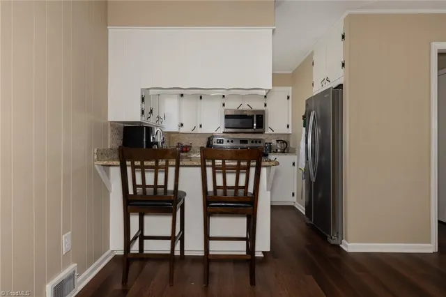 $275,000 | 585 Green Acres Road, Millers Creek, NC 28651