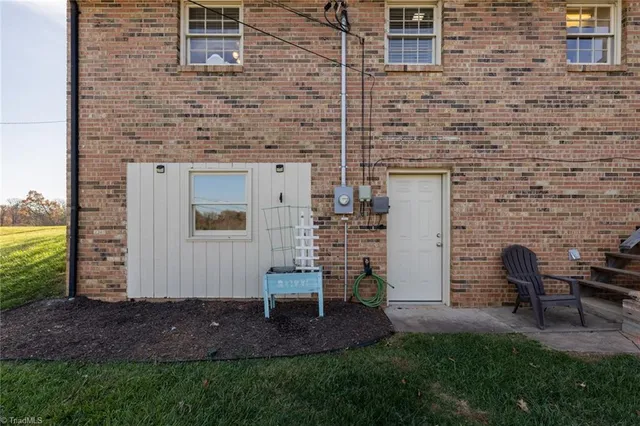 $275,000 | 585 Green Acres Road, Millers Creek, NC 28651