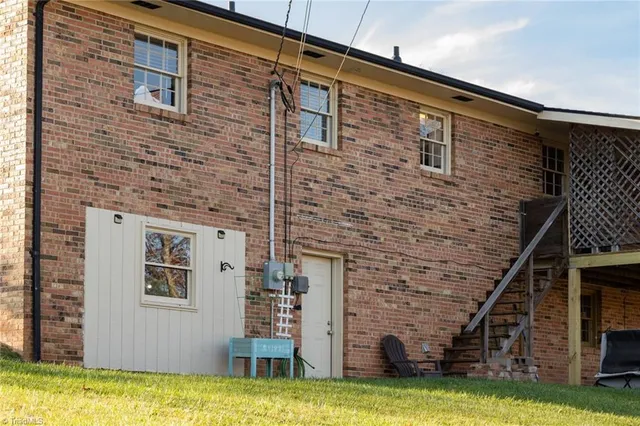 $275,000 | 585 Green Acres Road, Millers Creek, NC 28651