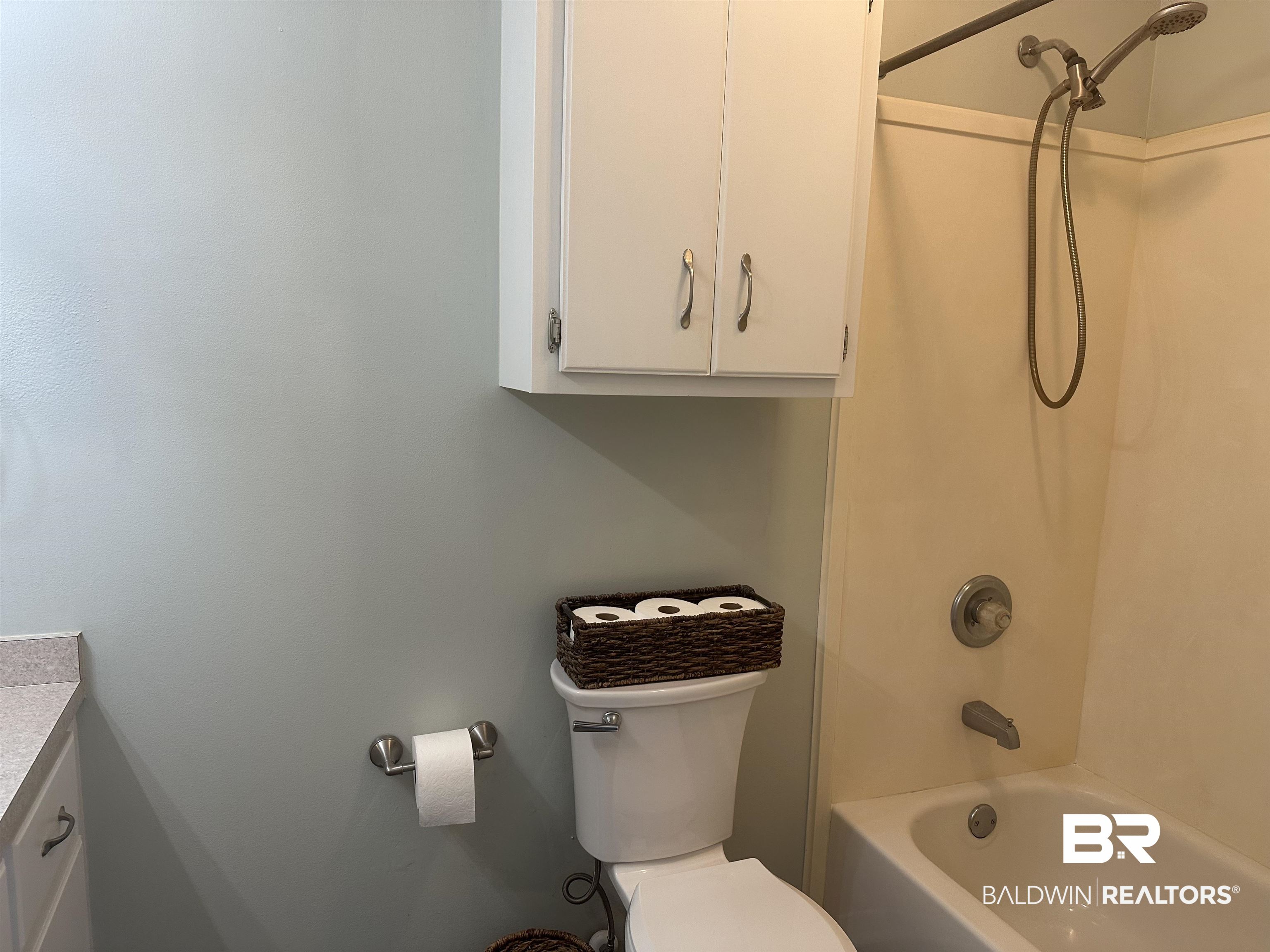 4882 Rebecca Place Mobile, AL 36695 - Photo 14 of 29 Full bath featuring shower / bath combination, toilet, and vanity