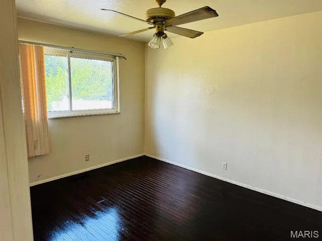 $185,000 | 3092 Wintergreen Drive, Florissant, MO 63033