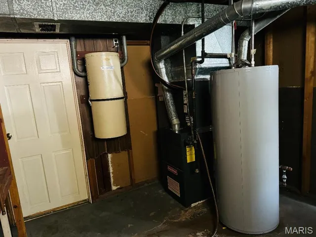 $185,000 | 3092 Wintergreen Drive, Florissant, MO 63033