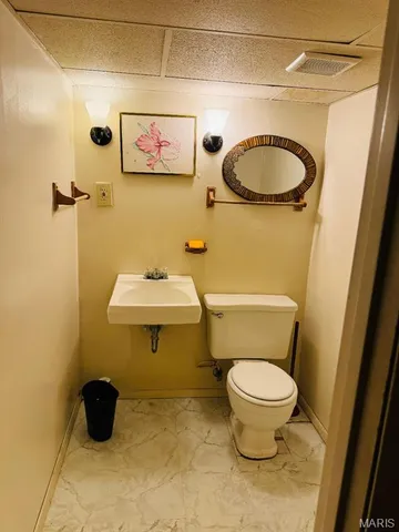 $185,000 | 3092 Wintergreen Drive, Florissant, MO 63033