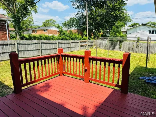 $185,000 | 3092 Wintergreen Drive, Florissant, MO 63033