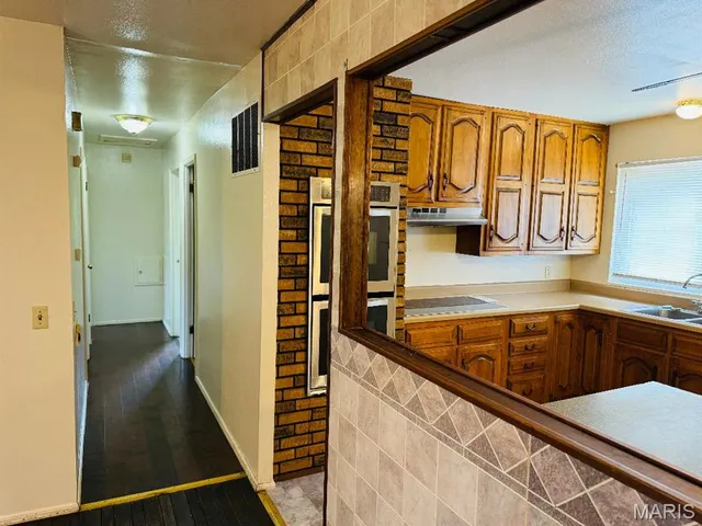 $185,000 | 3092 Wintergreen Drive, Florissant, MO 63033