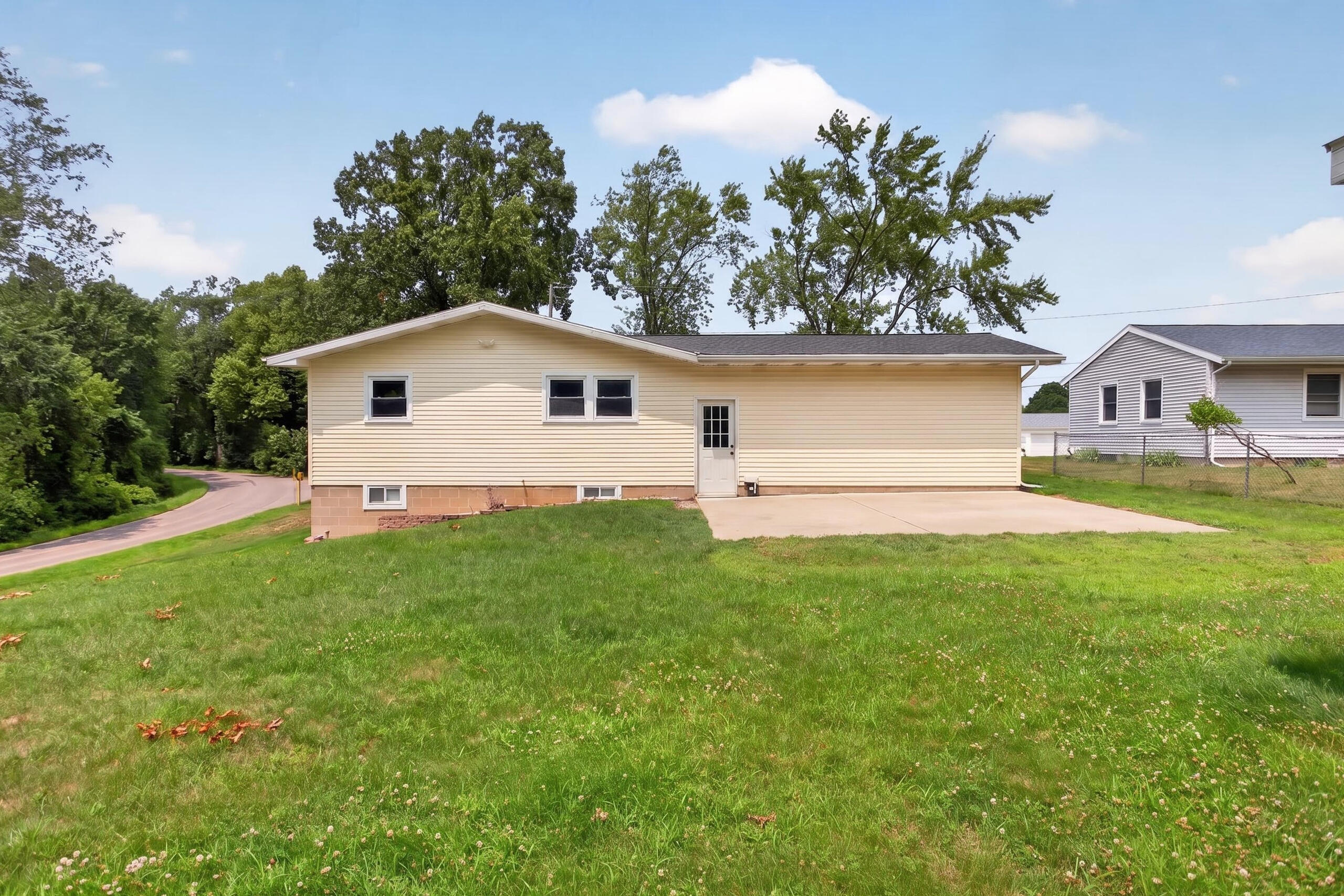 1617 Duguid Road Jackson, MI 49203 - Photo 41 of 46 IMG_4774