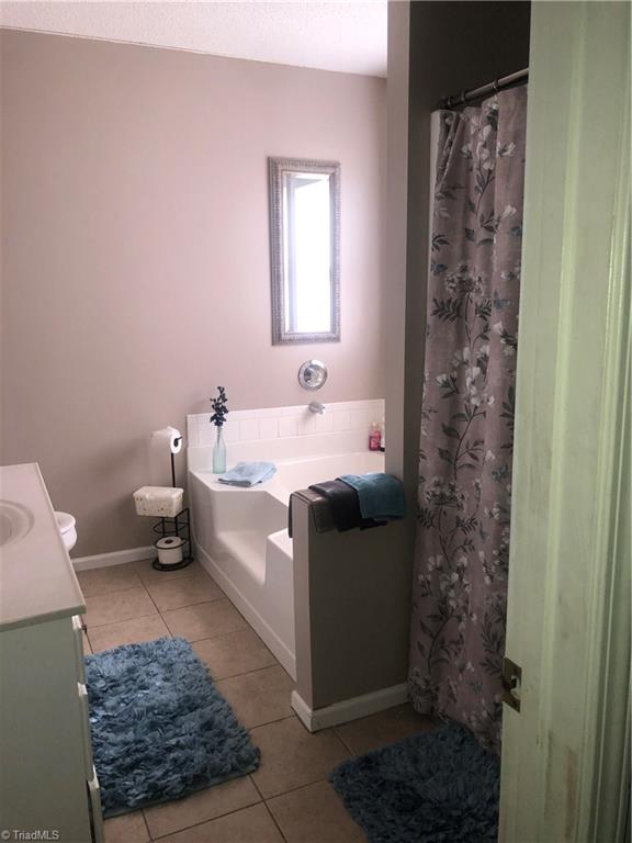 275 Gus Hill Road Clemmons, NC 27012 - Photo 8 of 12 Gallery Image 8