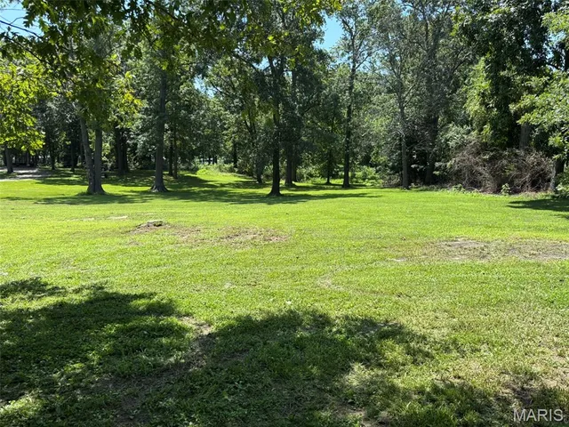 $138,500 | 145 Hickory Grove Lane, Salem, IL 62881