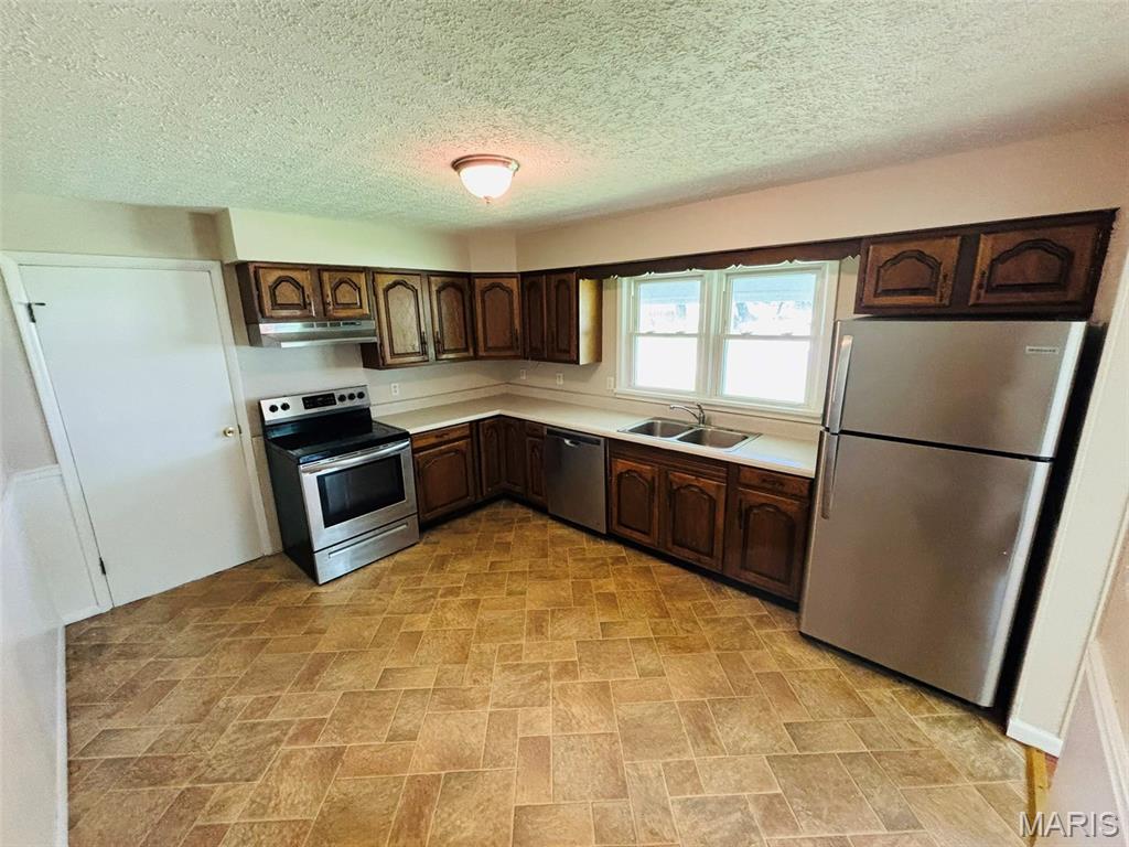 145 Hickory Grove Lane Salem, IL 62881 - Photo 5 of 19